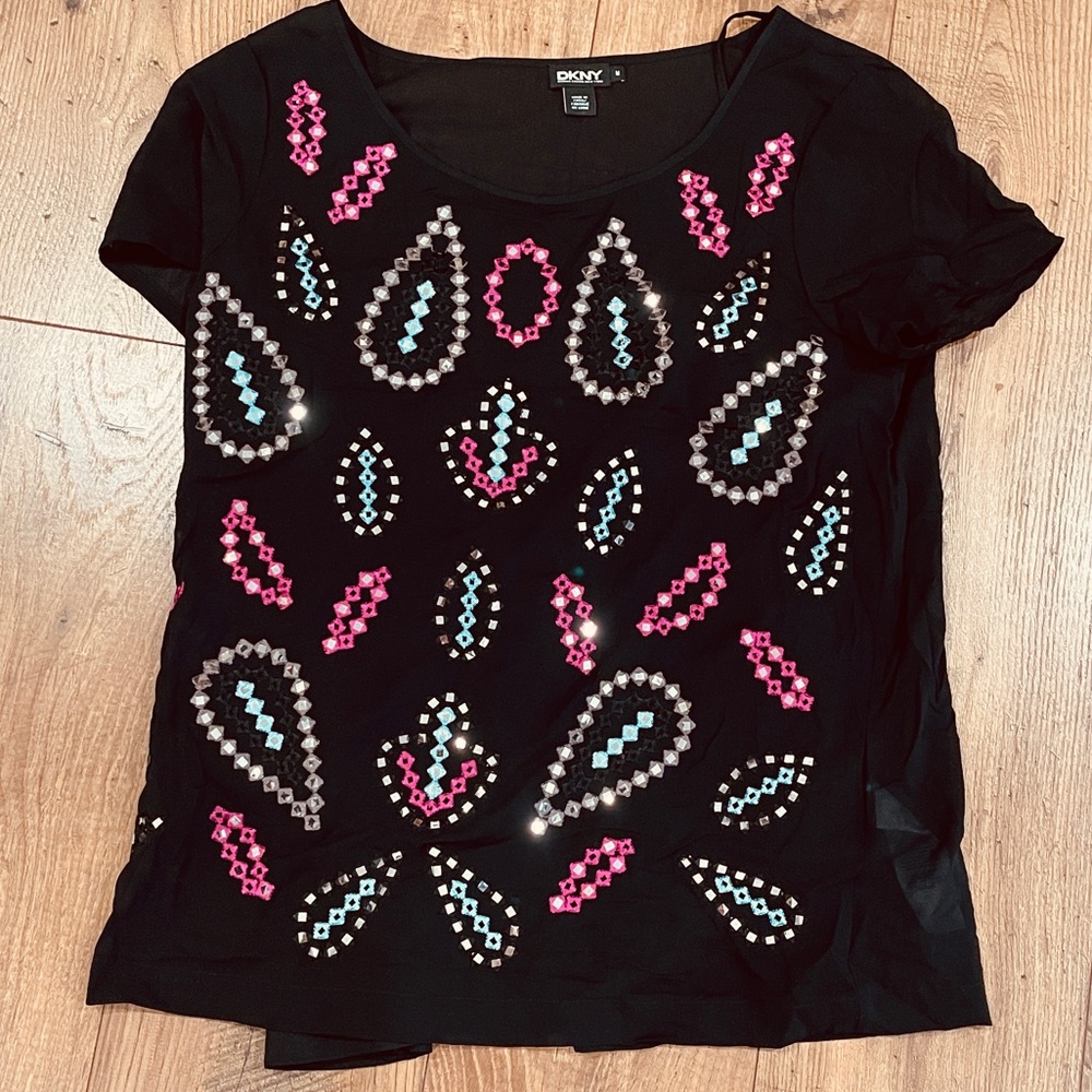 DKNY Sheer Black Short Sleeve Top Blouse Mirrors Embroidered Women's Sz M